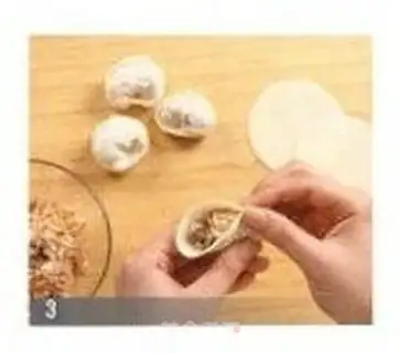 Make Korean cabbage dumpling soup step 2