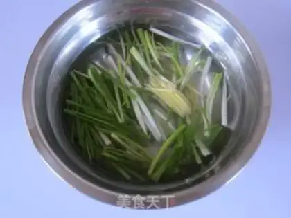 Make Chicken with onion oil step 3