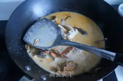 Make Thai curry crab step 7