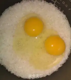 Make Ham sausage fried rice step 2