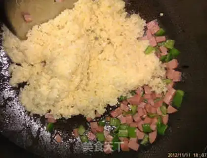 Make Ham sausage fried rice step 6