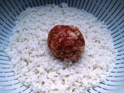 Make The rice meatballs step 5