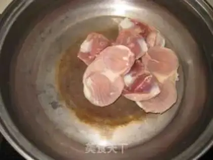 Make Spicy chicken step 1