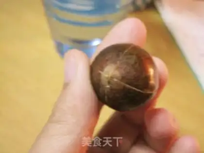 Make Sugar for chestnuts step 0