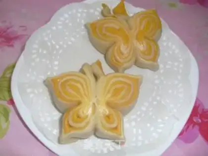 Make Butterfly buns step 7