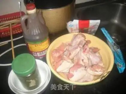 Make Old chicken legs step 0