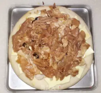 Make Korean barbecue pizza step 4
