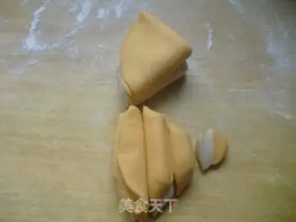 Make Lotus buns step 4