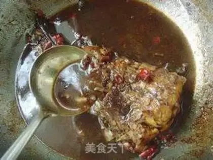 Make Red grassfish tail step 11