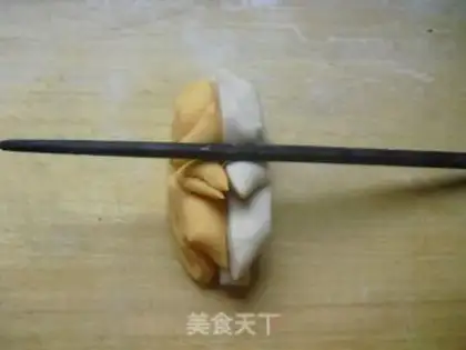 Make Lotus buns step 6
