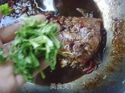 Make Red grassfish tail step 12