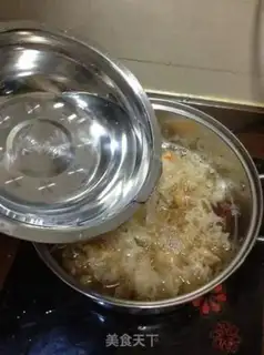 Make A silver spoon with red dates step 8