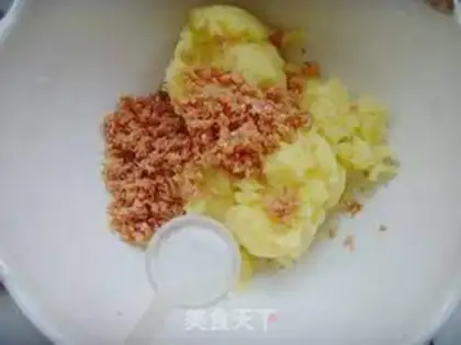 Make Curry ham mashed potatoes step 5