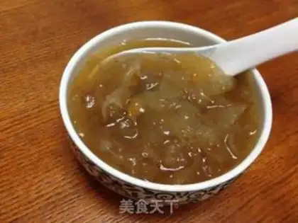 Make A silver spoon with red dates step 11