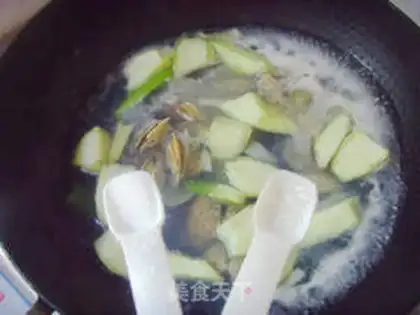 Make Flowers and melon soup step 12