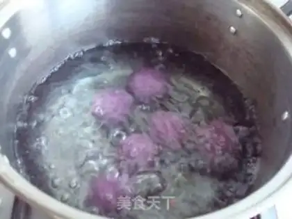 Make "Violent black sesame soup." step 11