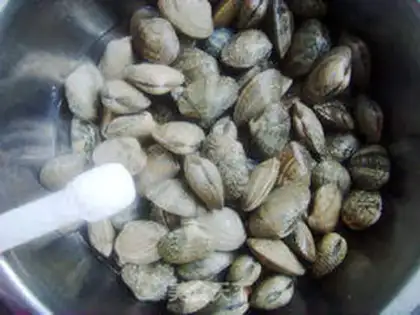 Make Pop-flake clams step 0