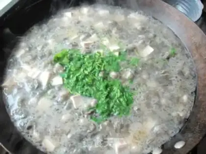 Make Sea turtle tofu soup step 2