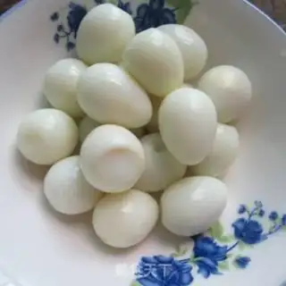 Make Fried mushroom eggs step 1