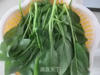 Make Old vinegar spinach peanut rice step 2