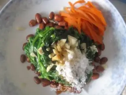 Make Old vinegar spinach peanut rice step 5
