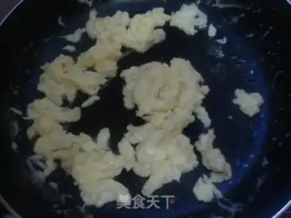 Make Celery fried eggs step 2
