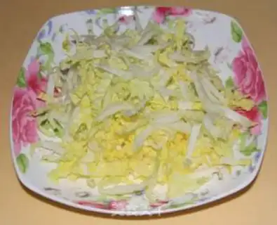 Make Cabbage fried meat step 1