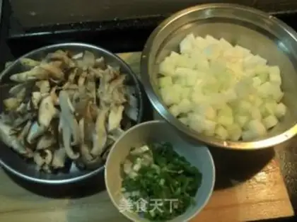 Make Tomato mushroom soup step 2
