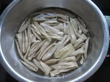 Make The celery gravy step 0