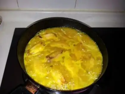 Make Curry makes chicken wings step 5