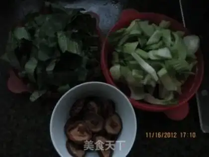 Make Scrambled mushrooms step 1