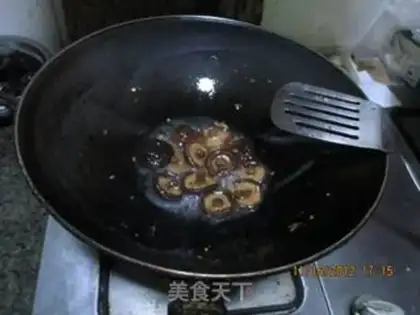 Make Scrambled mushrooms step 2
