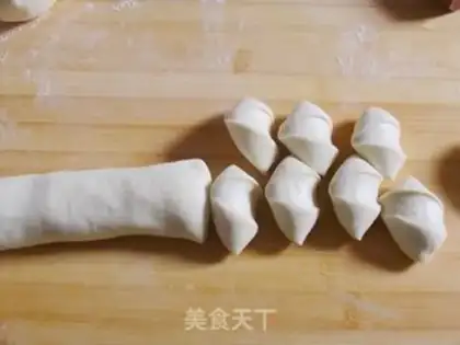 Make A bean plattered bun step 9