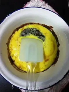 Make Almond chocolate cake step 2