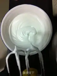 Make Almond chocolate cake step 3