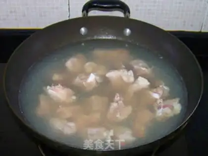 Make Straw mushroom chop soup step 2