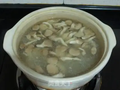 Make Straw mushroom chop soup step 5