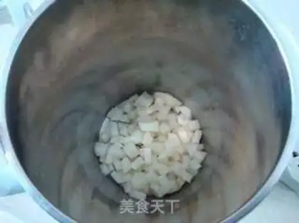 Make Pear chicken wings step 1
