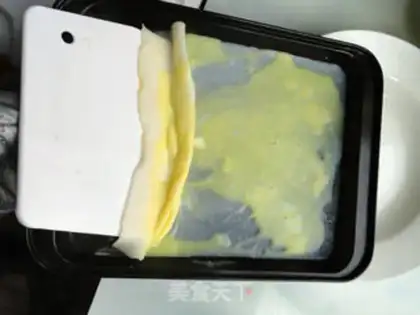 Make Egg intestines step 5