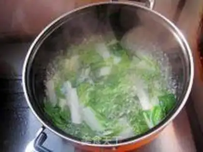 Make Chicken blood and cabbage soup step 5