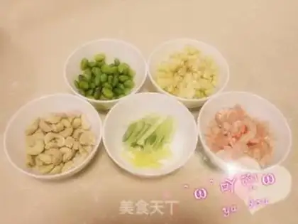 Make Cashew shrimp step 0