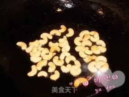 Make Cashew shrimp step 1