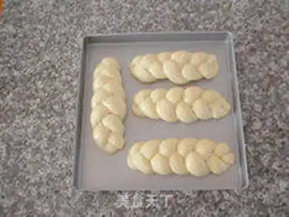 Make A braided soufflé step 12