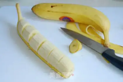 Make Cinnamon bananas step 1