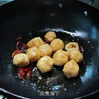 Make Tofu fried fishballs step 3