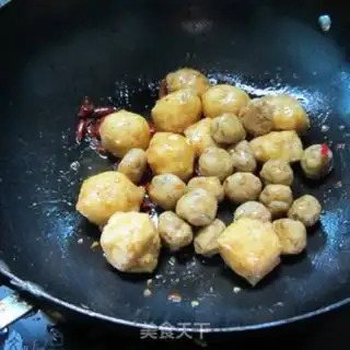 Make Tofu fried fishballs step 4
