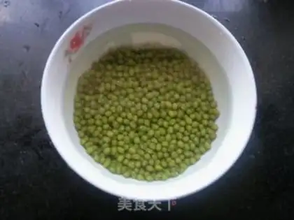 Make Green bean sprouts step 0