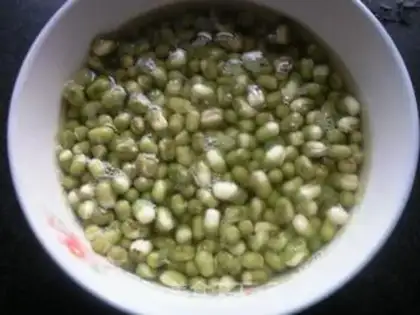 Make Green bean sprouts step 1