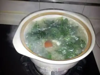 Make Pyramid leaves, scrawny broth step 3