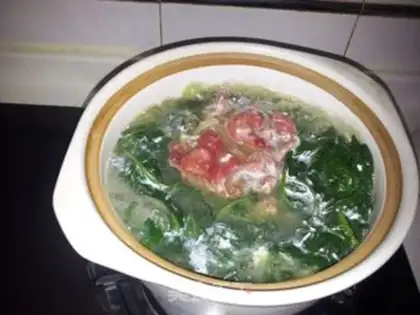 Make Pyramid leaves, scrawny broth step 4
